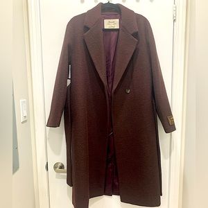 Aritzia Wilfred Holiday Coat
